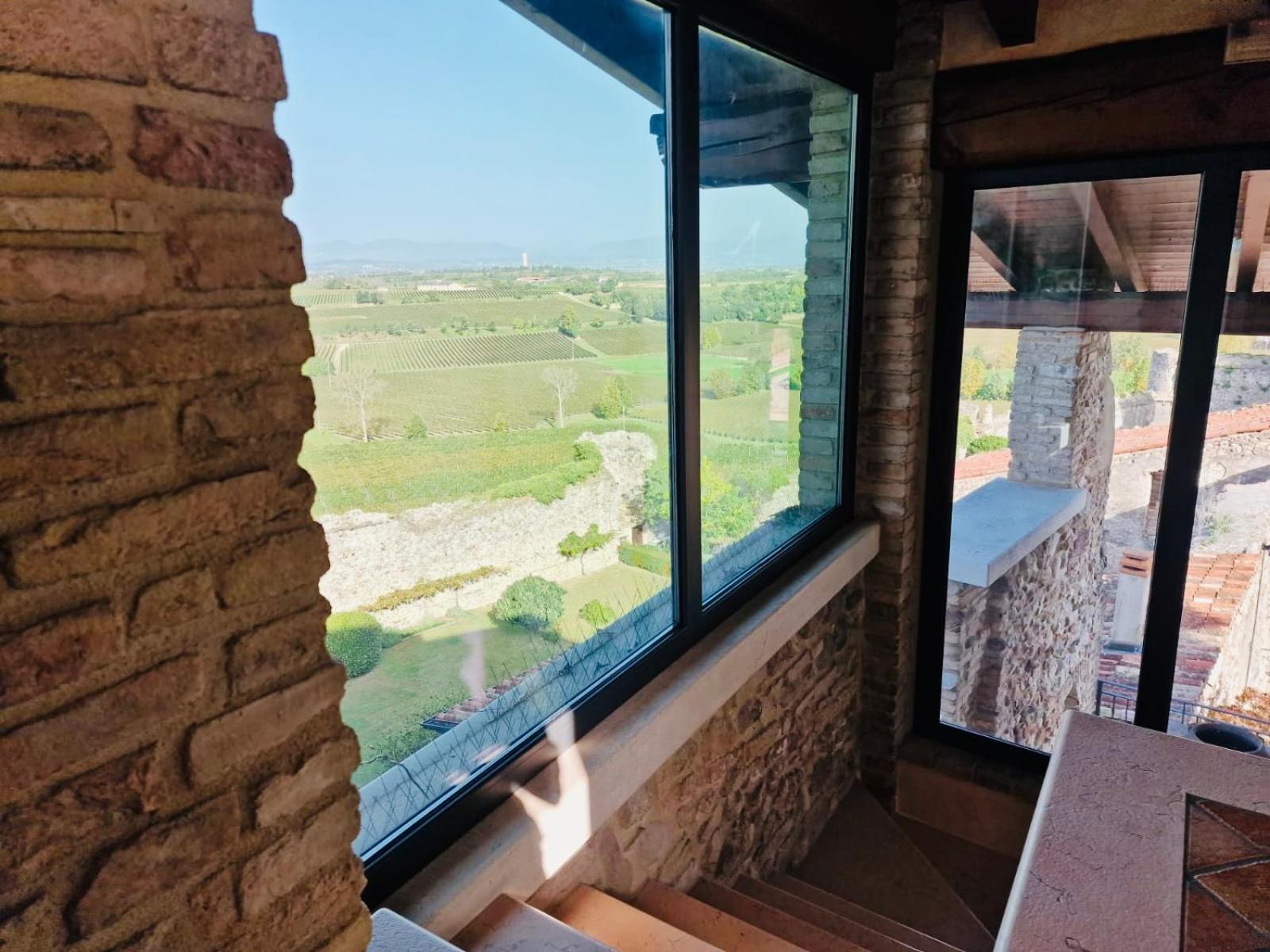 Tam'S Tower Διαμέρισμα Pozzolengo Εξωτερικό φωτογραφία
